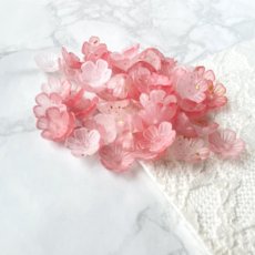 画像2: 【約50個】赤のグラデーション　お花　ビーズ A3-6 (2)