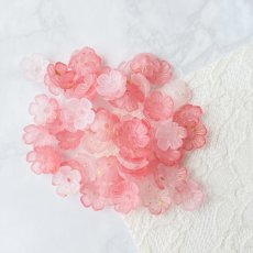 画像1: 【約50個】赤のグラデーション　お花　ビーズ A3-6 (1)